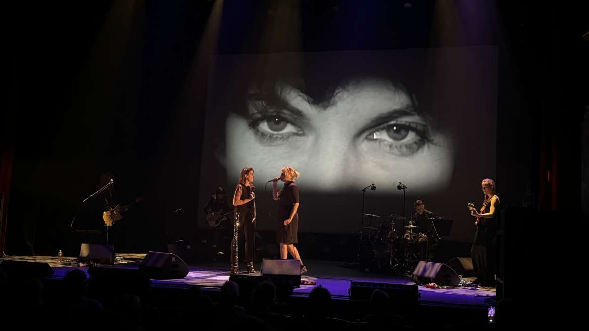 Dani Soeurs Jumelles