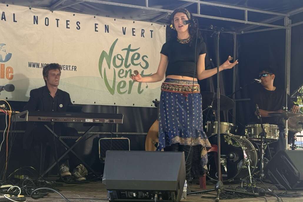 Melina Vlachos notes en vert
