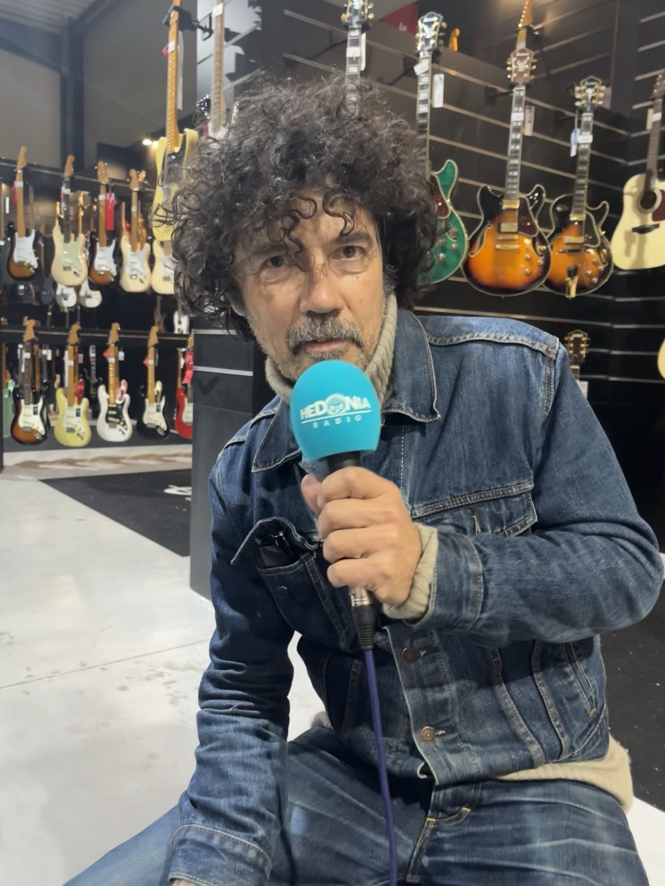 interview de Yarol Poupaud en tournée au Crossroad