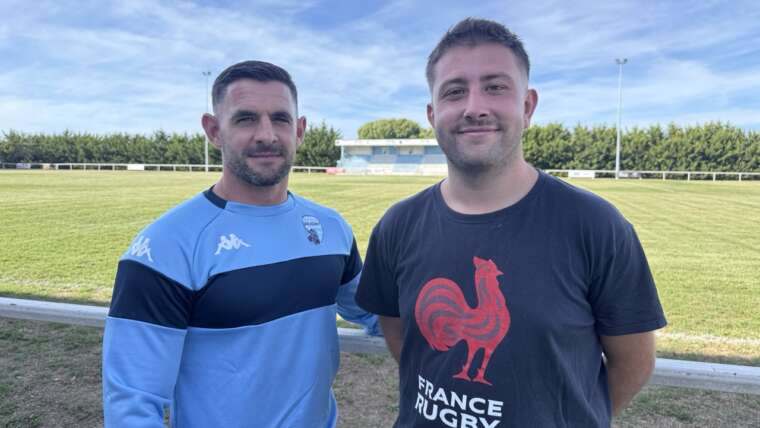Romain Courtin -vice-président du Club- et Clovis Cassagne -responsable de l’école de Aytre Rugby