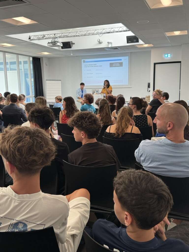 Conference de Patience Priso avec Sohan Pascaud de ,l'ESRA au Forum des métiers de l'audiovisuel de La Rochelle